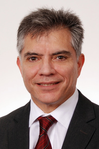 Ricardo L. Carrau